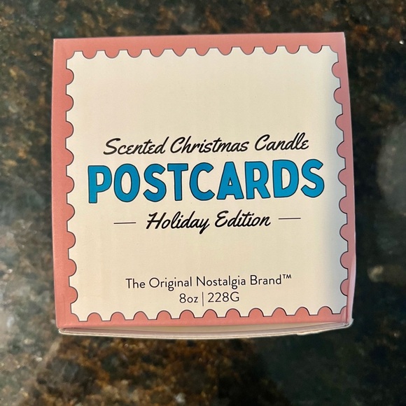 Postcards Scented Christmas Candle Mele Kalikimaka Holiday Edition new in box - Picture 4 of 7